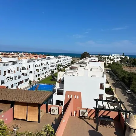 Atico Con Piscina Privada Vistas Al Mar. Appartement