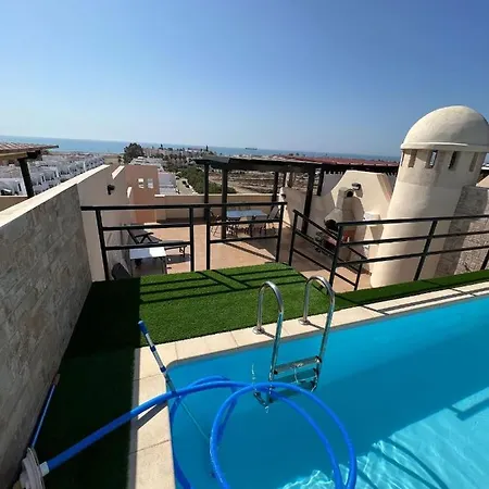 Atico Con Piscina Privada Vistas Al Mar. Appartement *